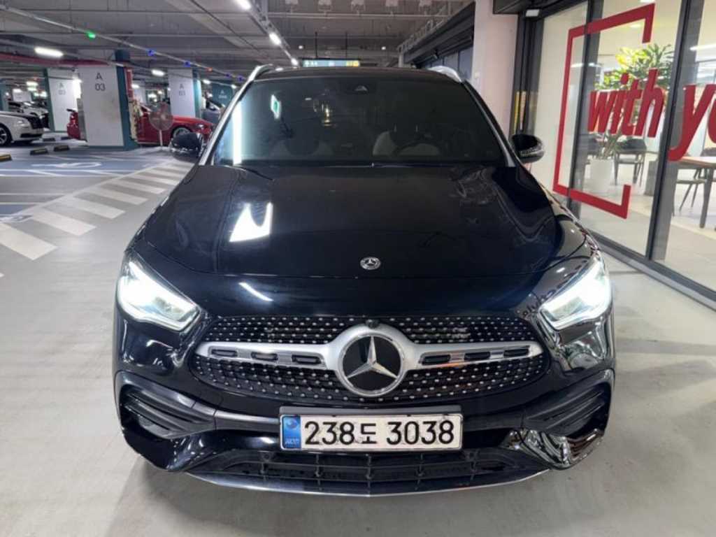 Mercedes Benz GLA Class