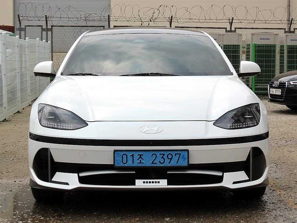 HYUNDAI Ioniq 6