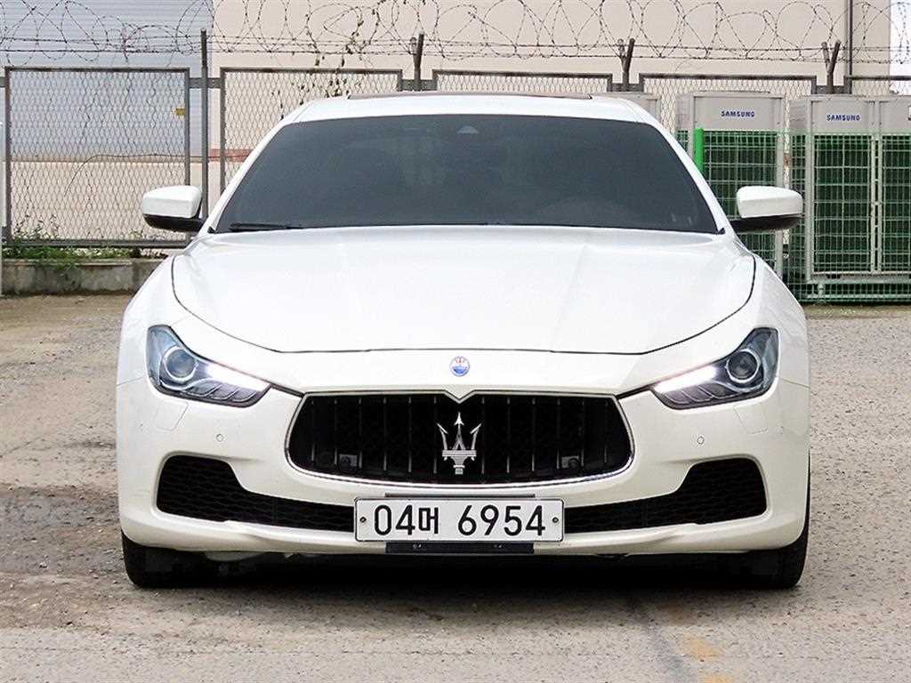 Maserati Ghibli