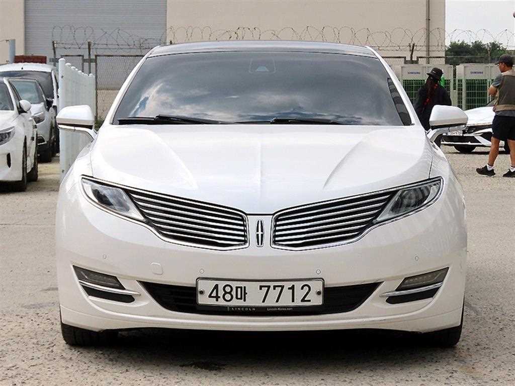 Lincoln MKZ