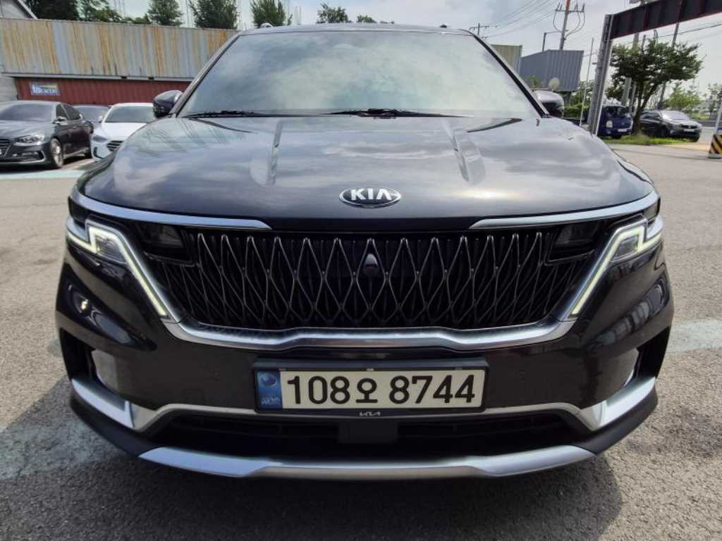 KIA Carnival 2021