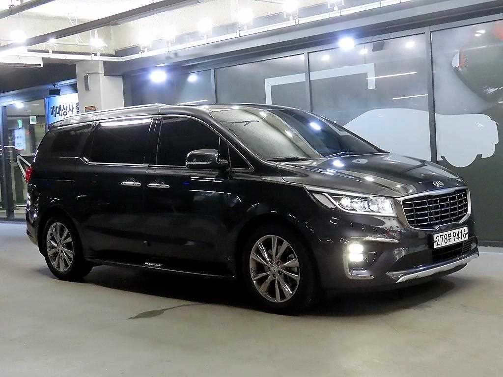 KIA Carnival 2020 — Zona Franca Iquique