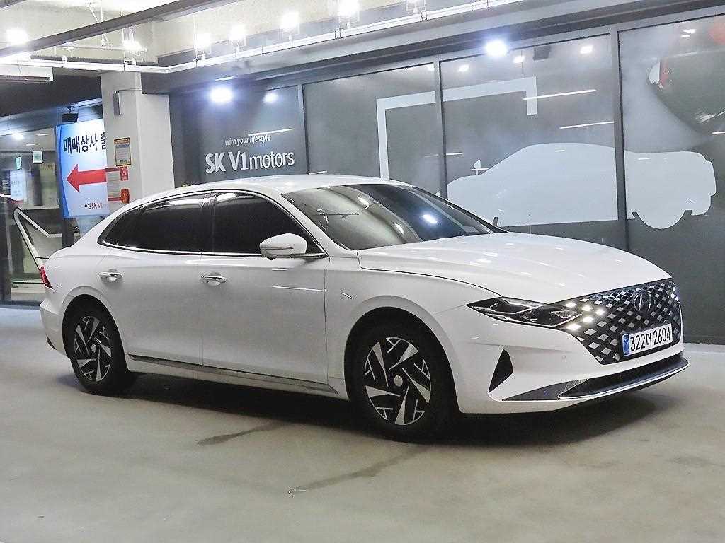 HYUNDAI Grandeur 2022 — Zona Franca Iquique