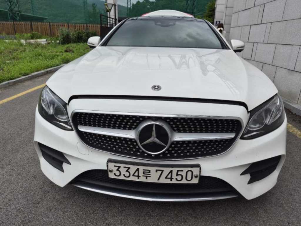 Mercedes Benz E class 2020 — Zona Franca Iquique
