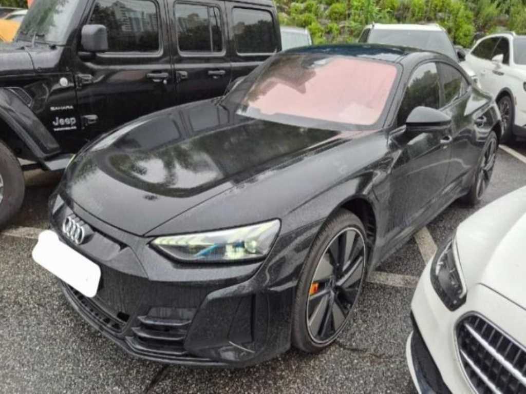 Audi e-Tron GT