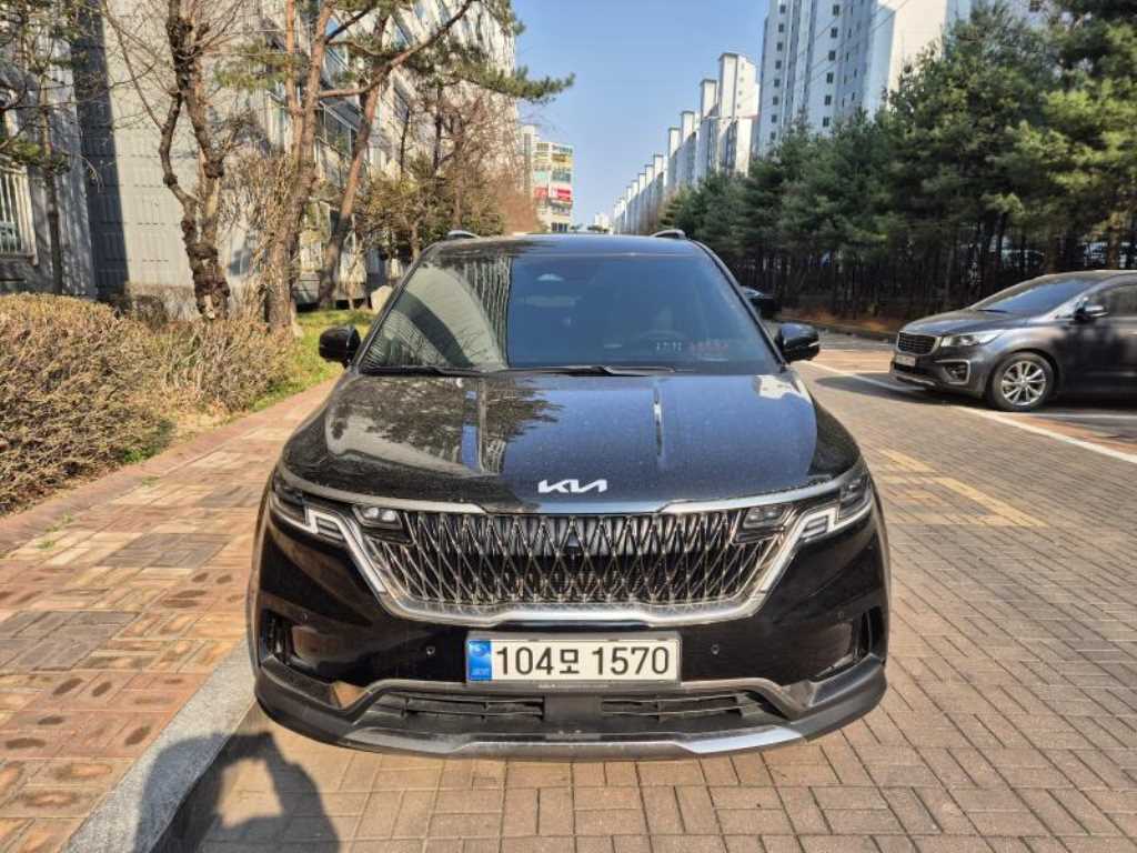 KIA Carnival 2022 — Zona Franca Iquique