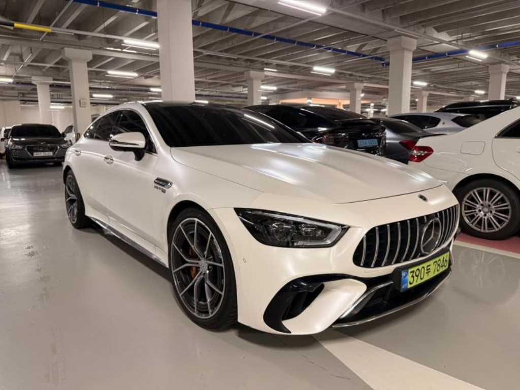 Mercedes Benz AMG GT 2023 — Zona Franca Iquique