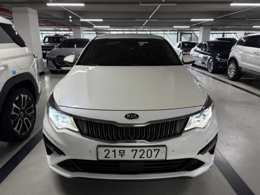KIA K5 2018 — Zona Franca Iquique