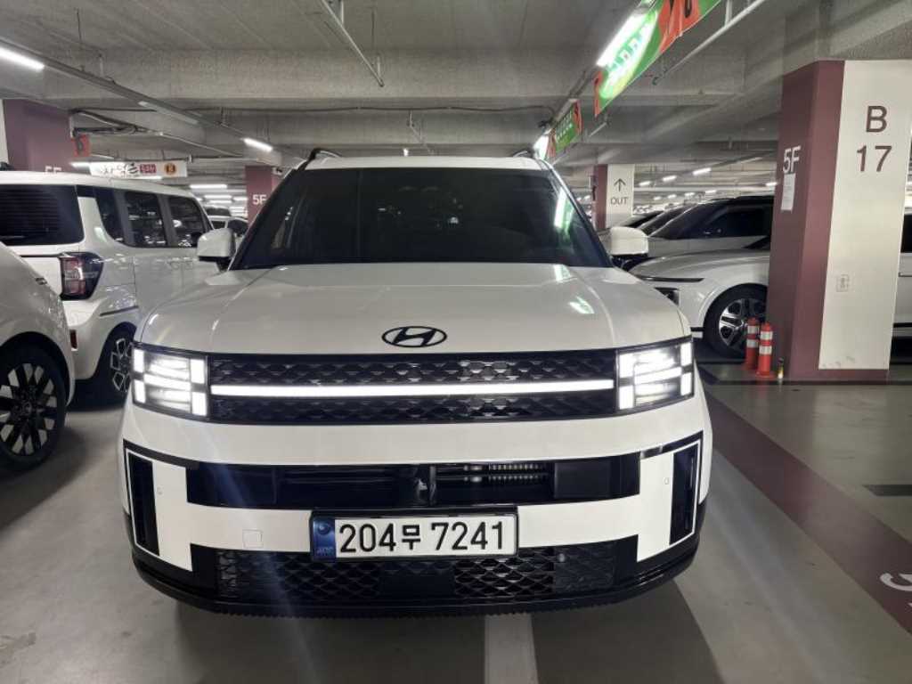 HYUNDAI Santa Fe 2025 — Zona Franca Iquique