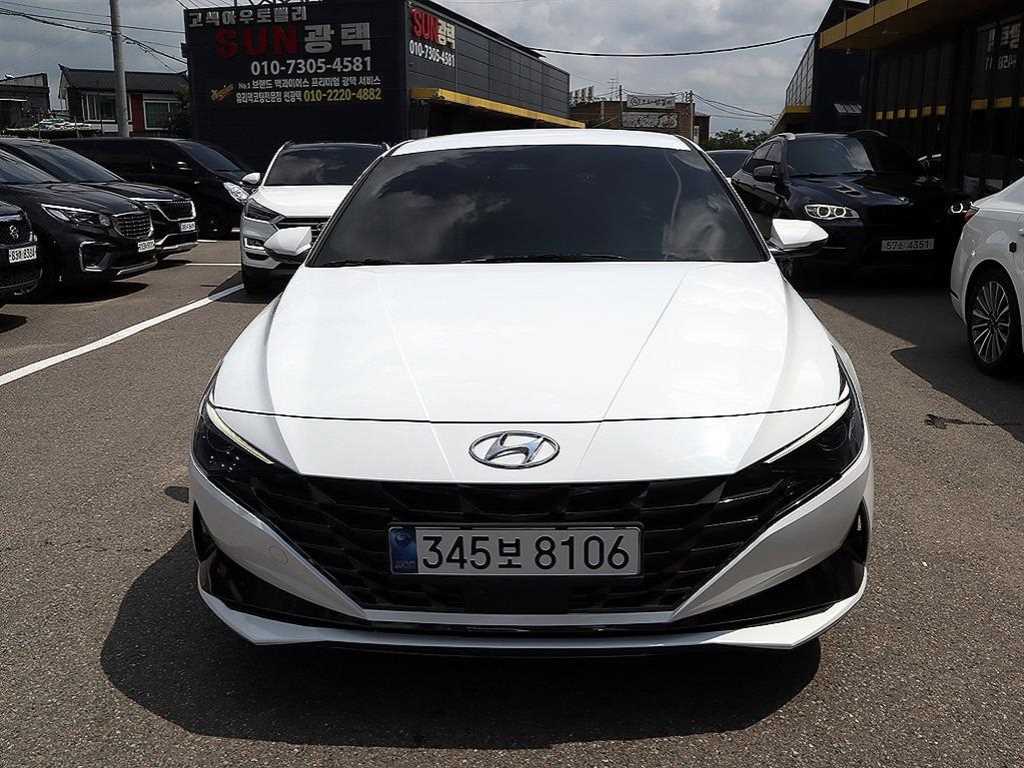 HYUNDAI Avante 2022 — Zona Franca Iquique