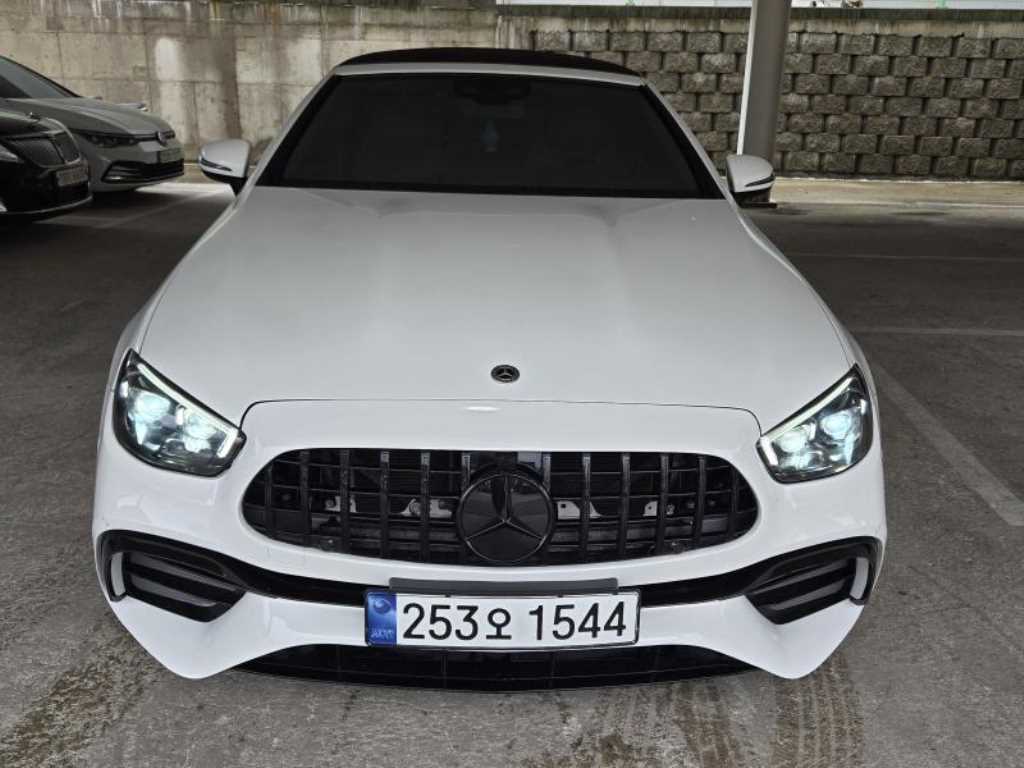 Mercedes Benz E class 2019 — Zona Franca Iquique