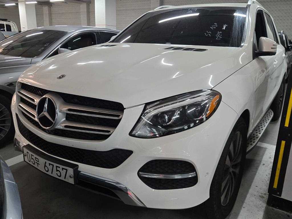 Mercedes Benz GLE Class 2018 — Zona Franca Iquique