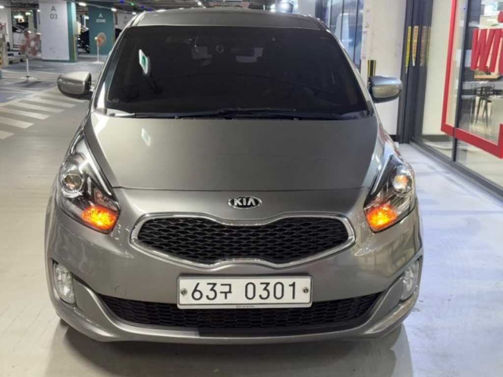 KIA Carens