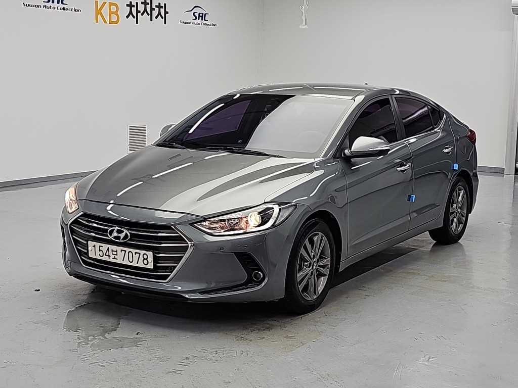 HYUNDAI Avante