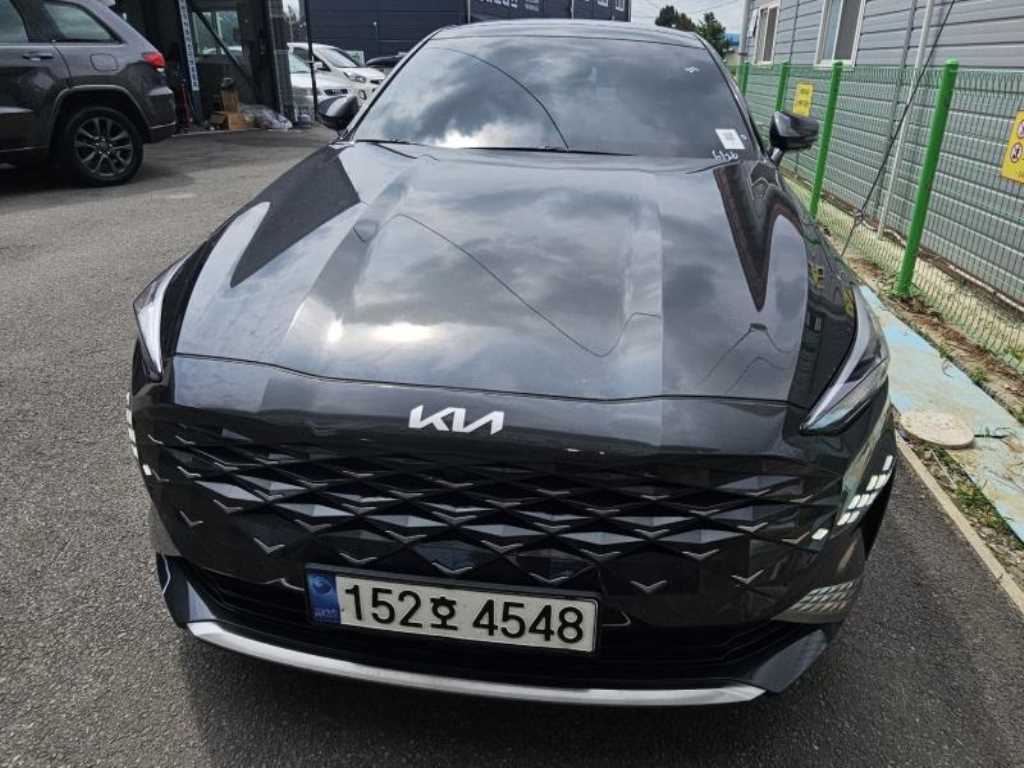 KIA K8 2022 — Zona Franca Iquique