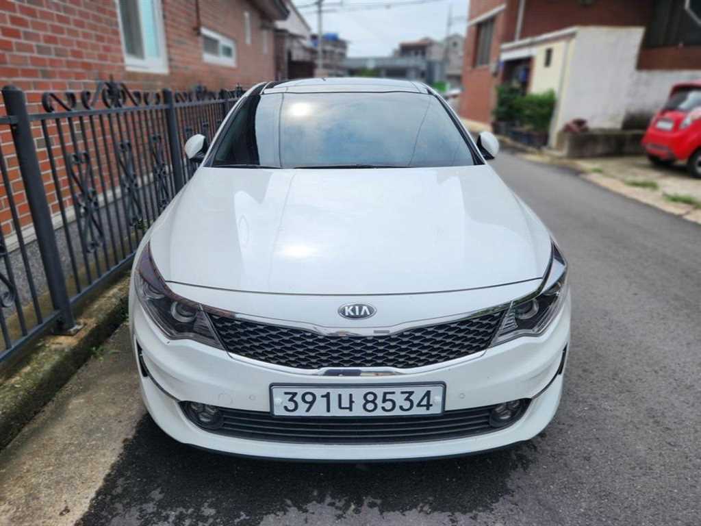 KIA K5