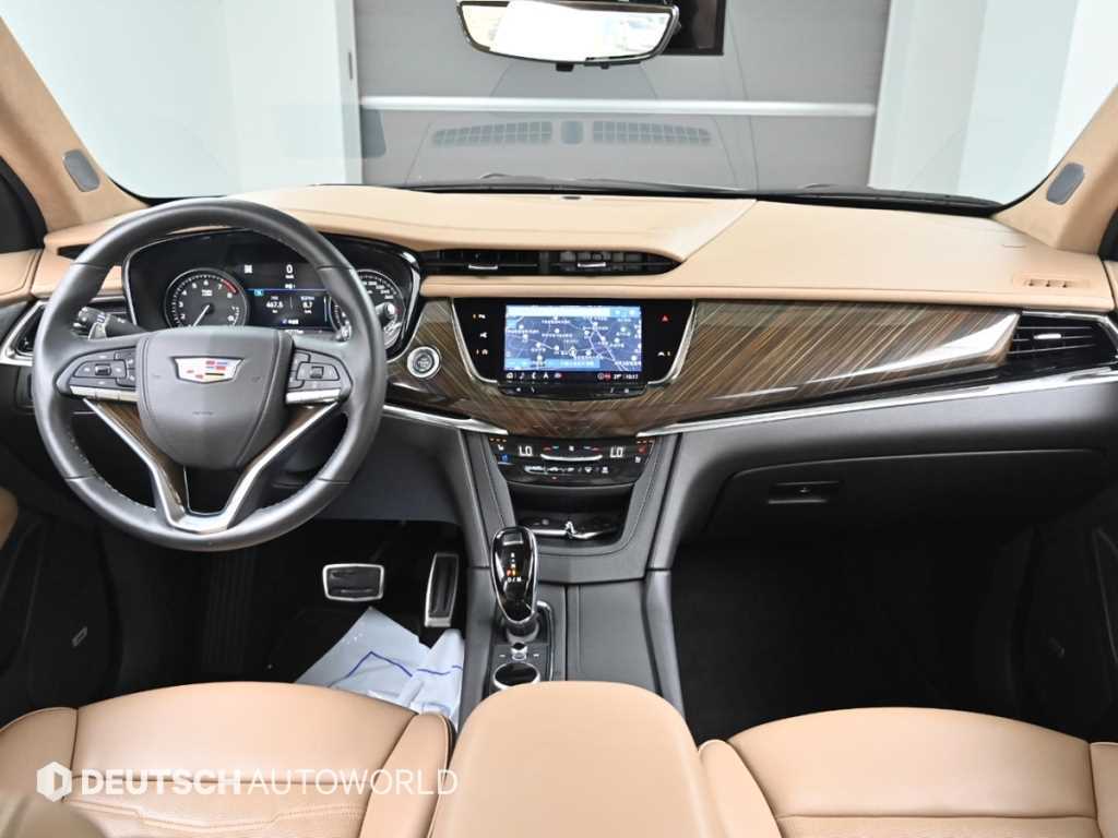 Cadillac XT6
