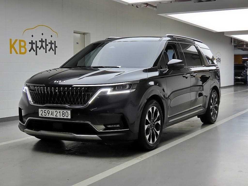 KIA Carnival 2022