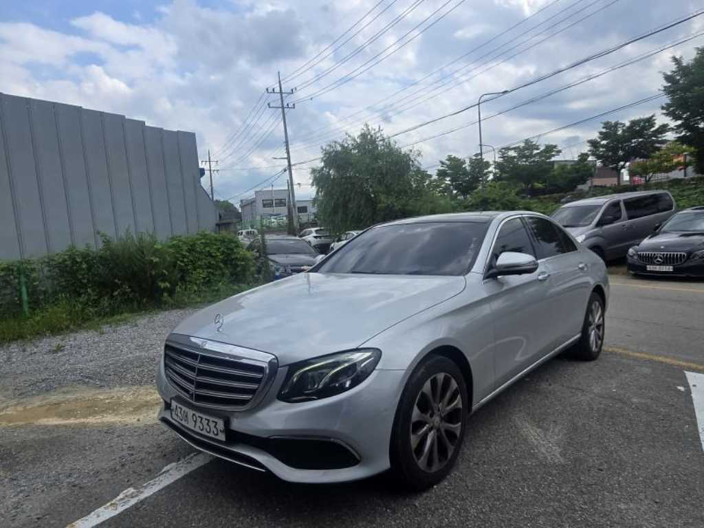 Mercedes Benz E class