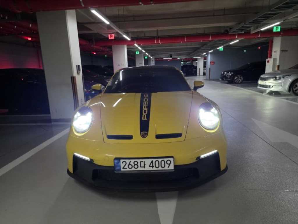 Porsche 911 2022 — Zona Franca Iquique