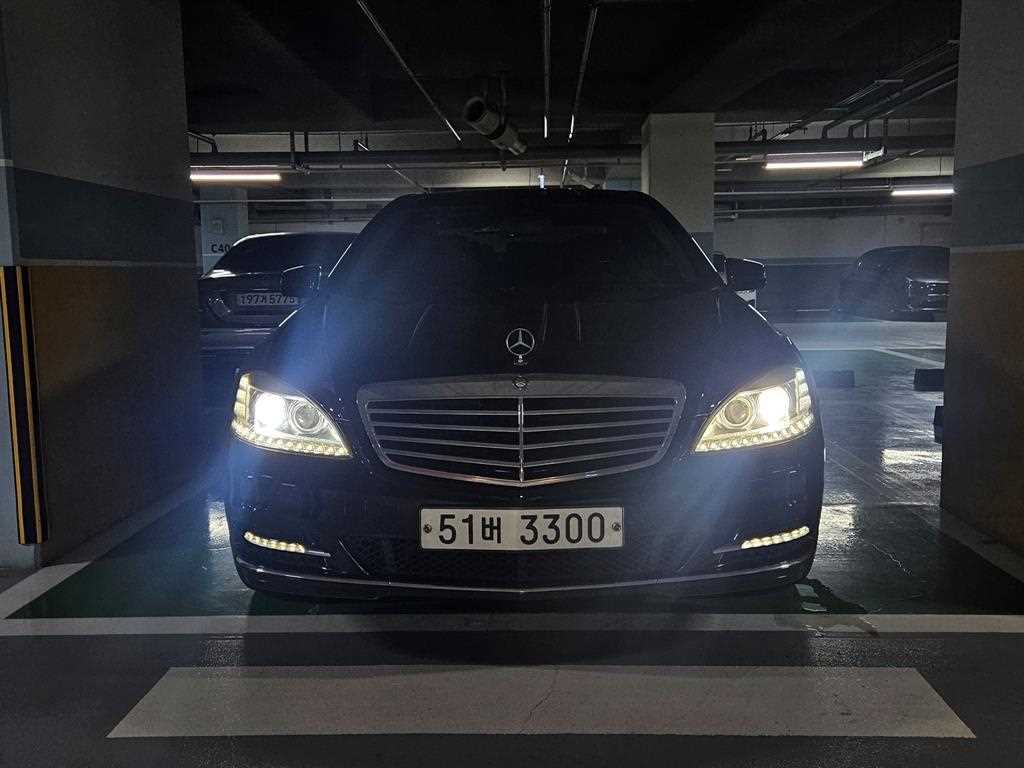 Mercedes Benz S Class