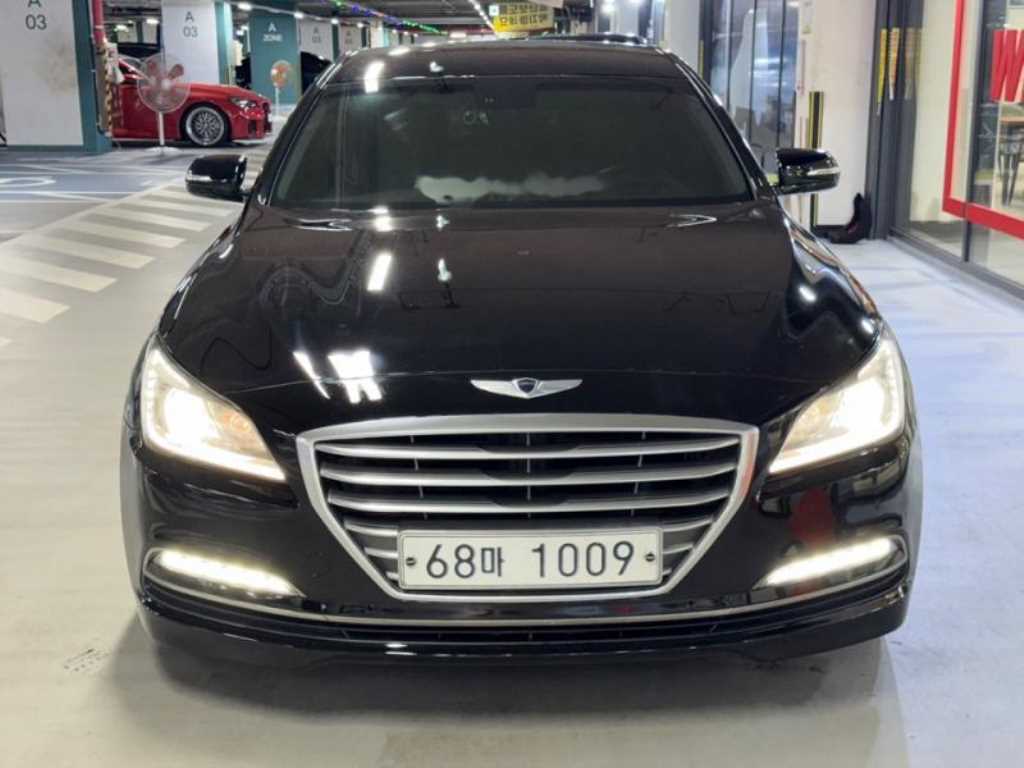 HYUNDAI Genesis