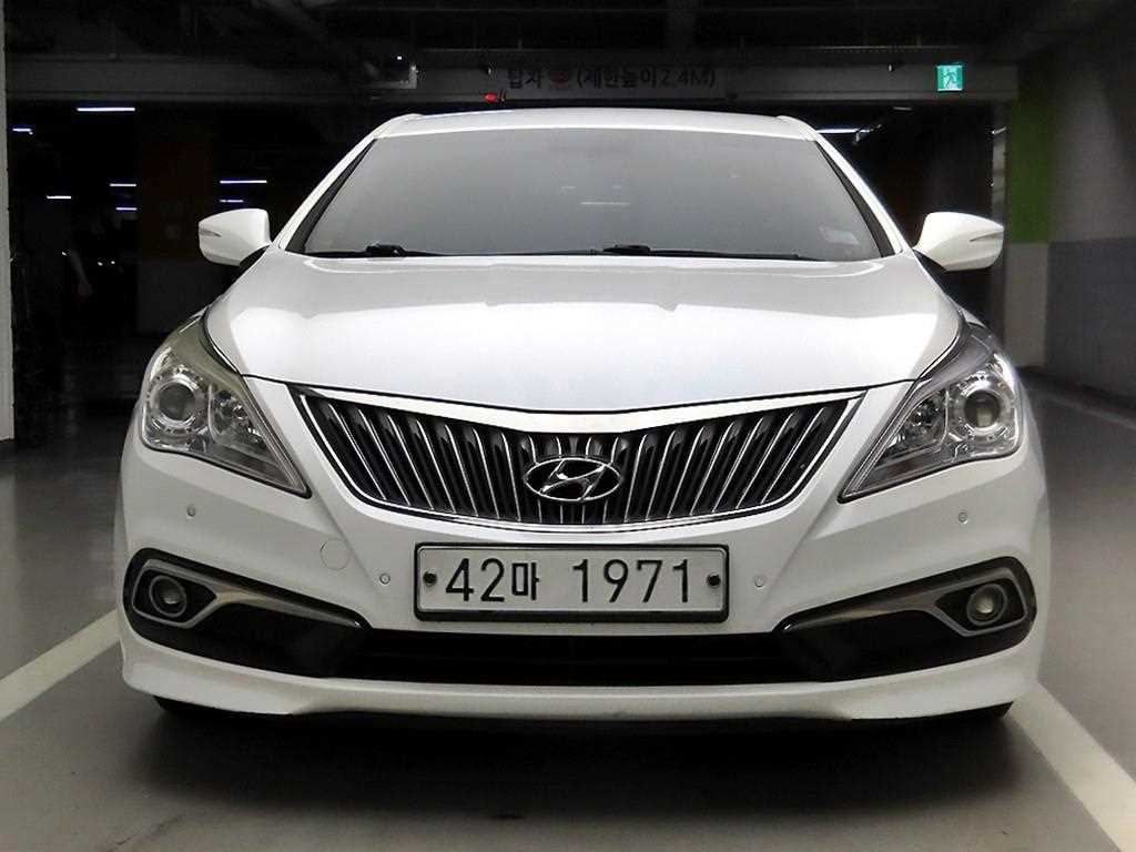HYUNDAI Grandeur