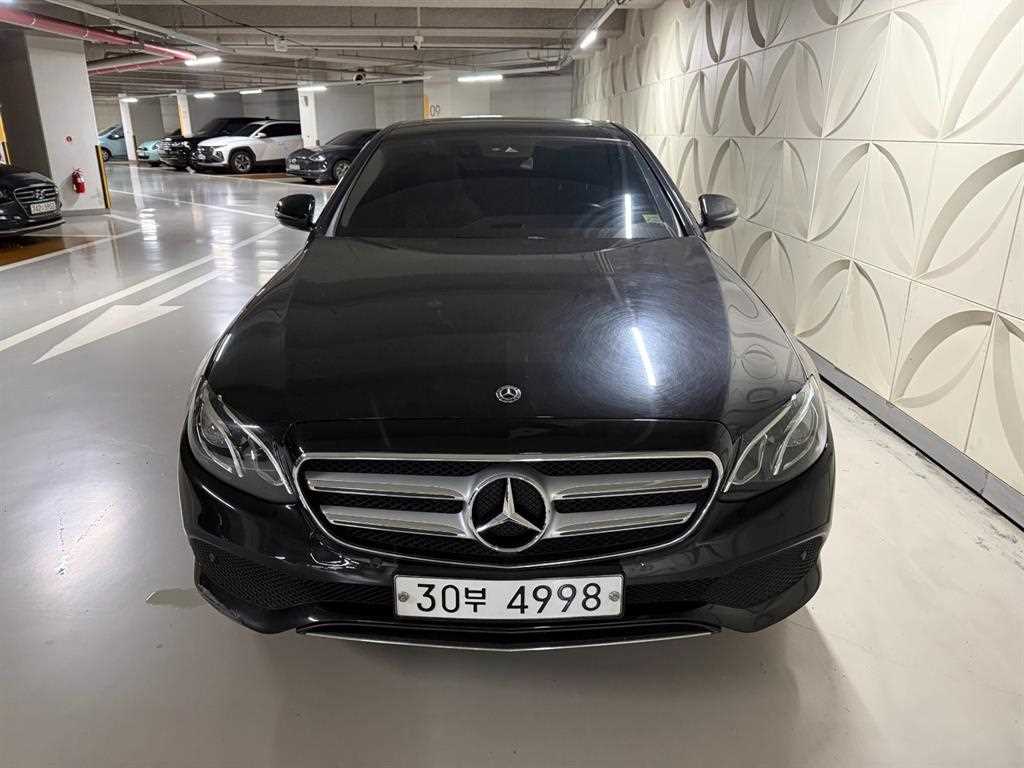 Mercedes Benz E class