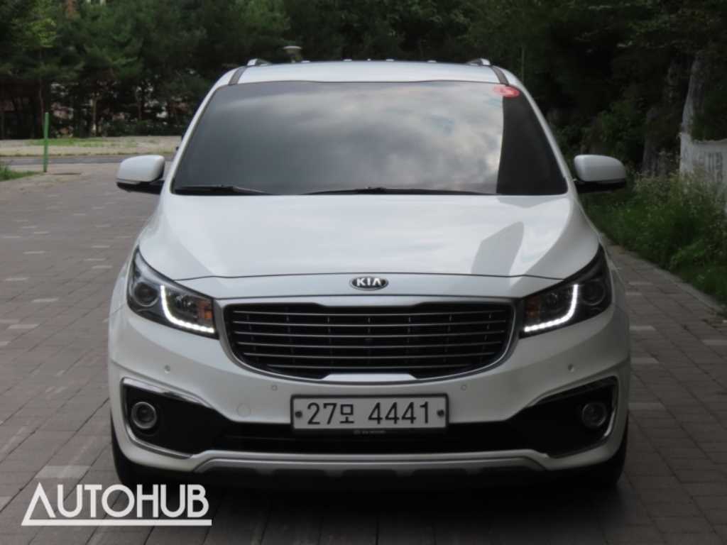 KIA Carnival 2017 — Zona Franca Iquique