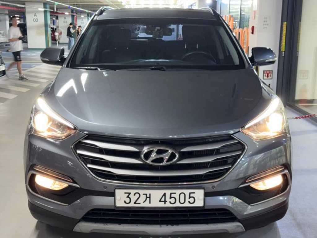 HYUNDAI Santa Fe 2017 — Zona Franca Iquique
