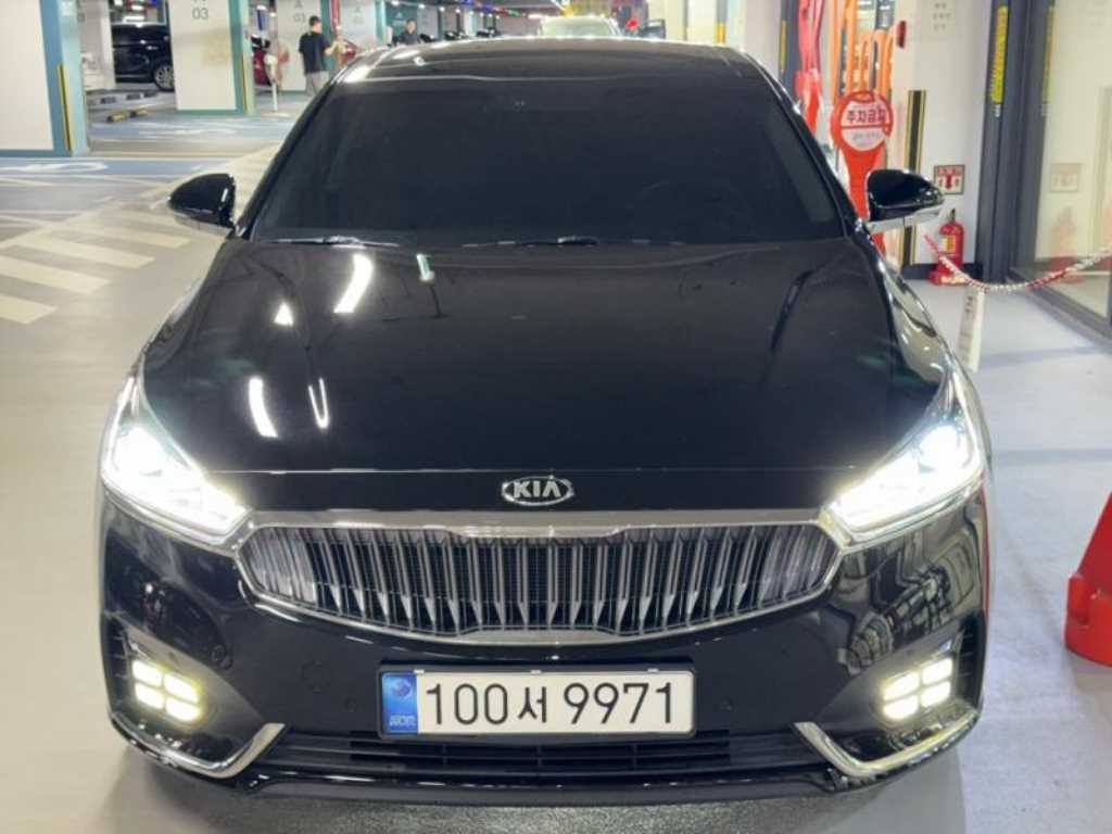 KIA K7