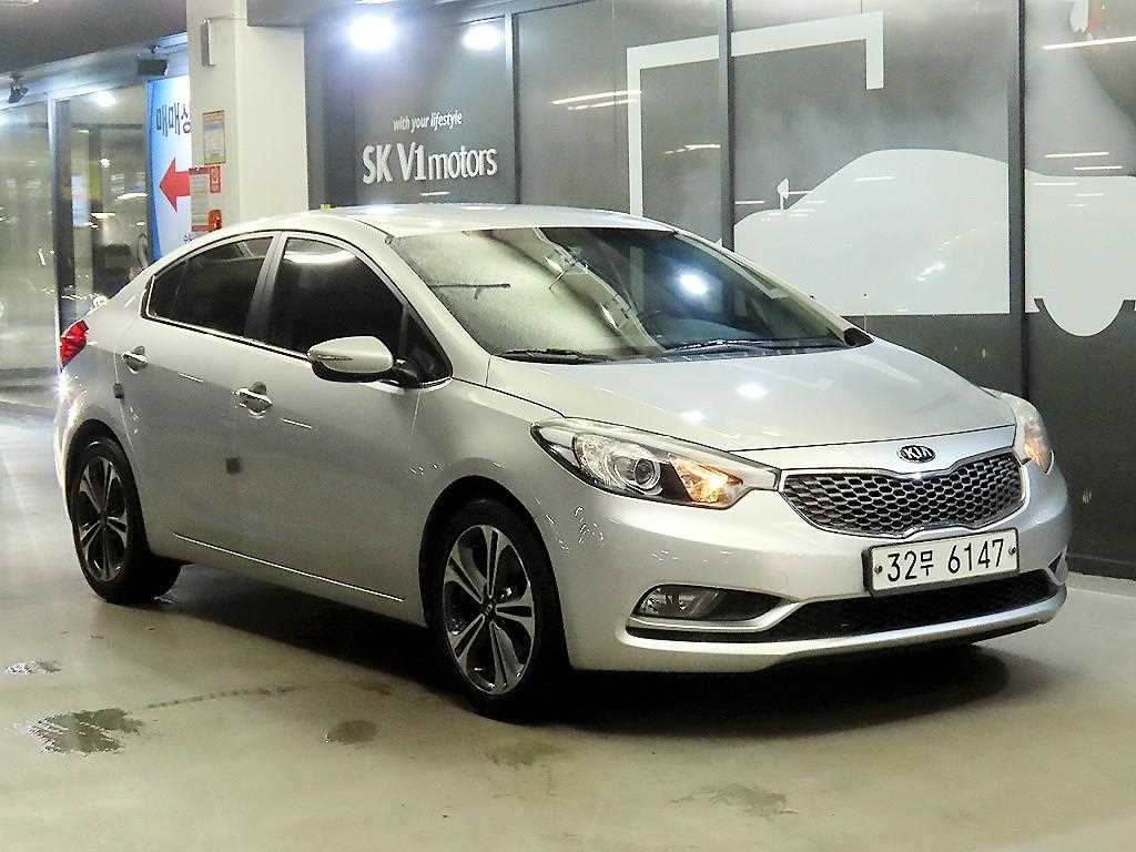 KIA K3 2013 — Zona Franca Iquique