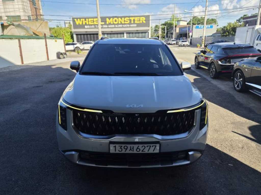 KIA Carnival 2024 — Zona Franca Iquique