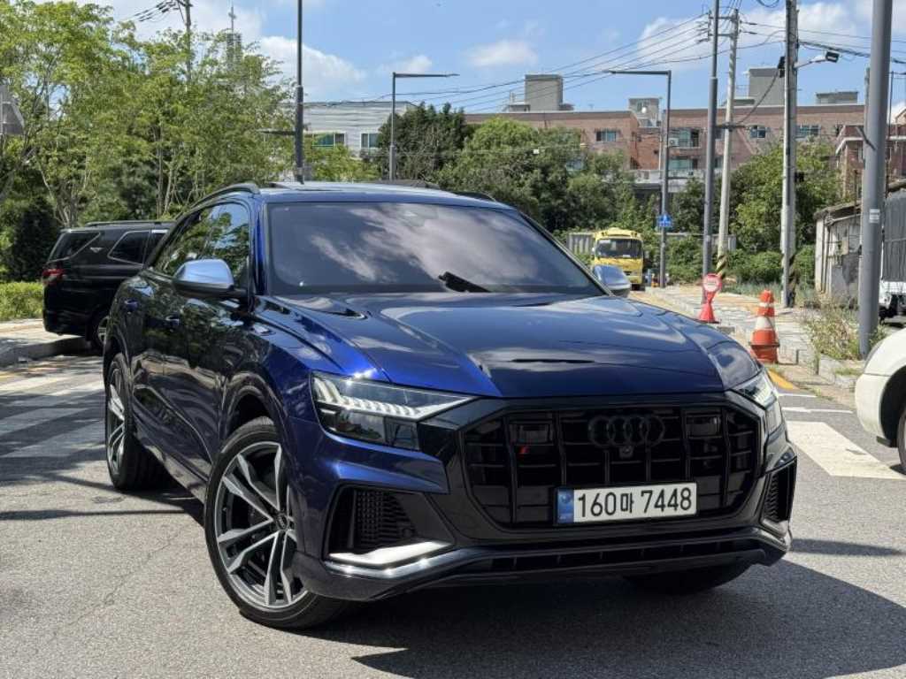 Audi SQ8