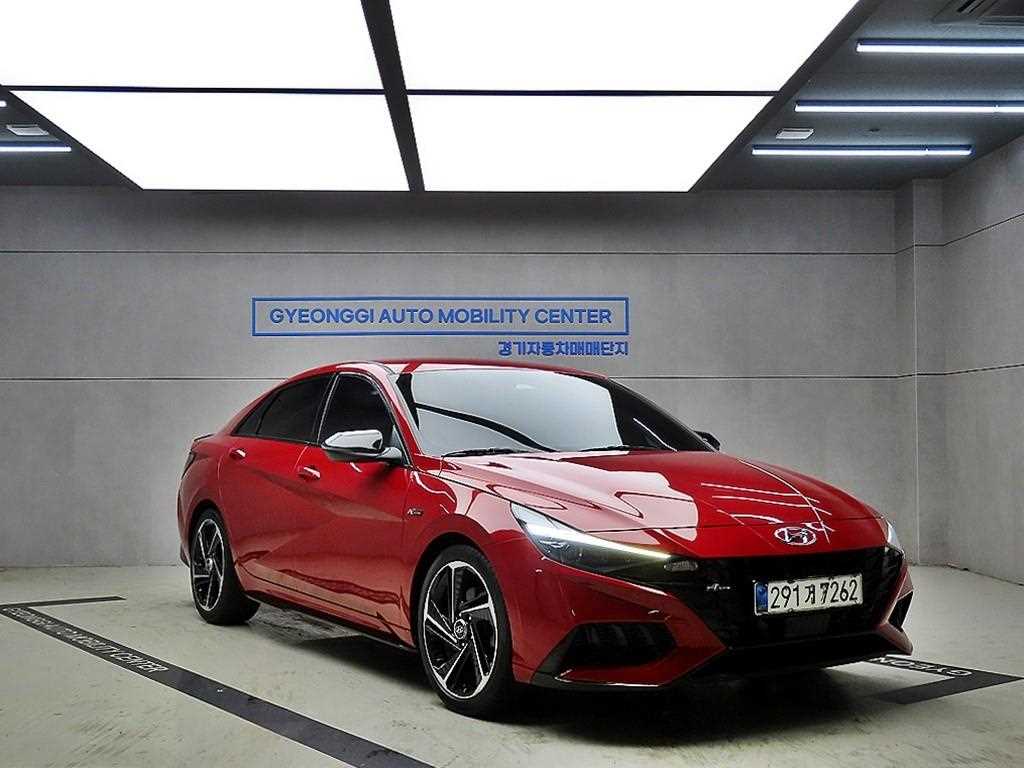 HYUNDAI Avante