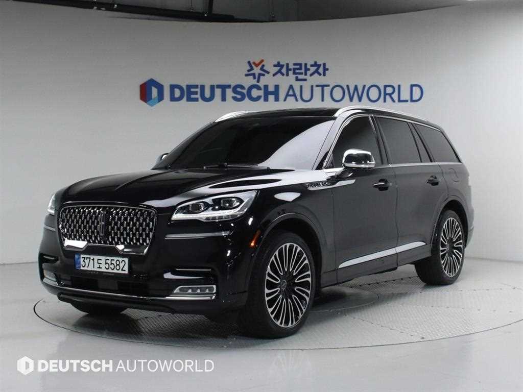 Lincoln Aviator