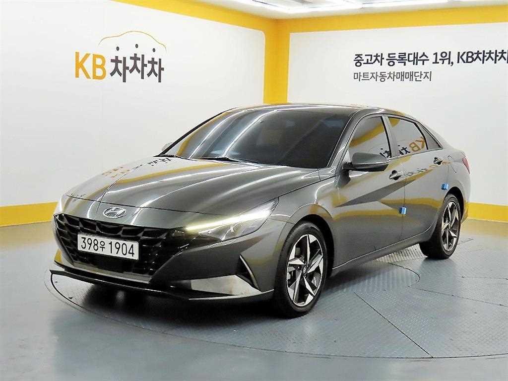 HYUNDAI Avante