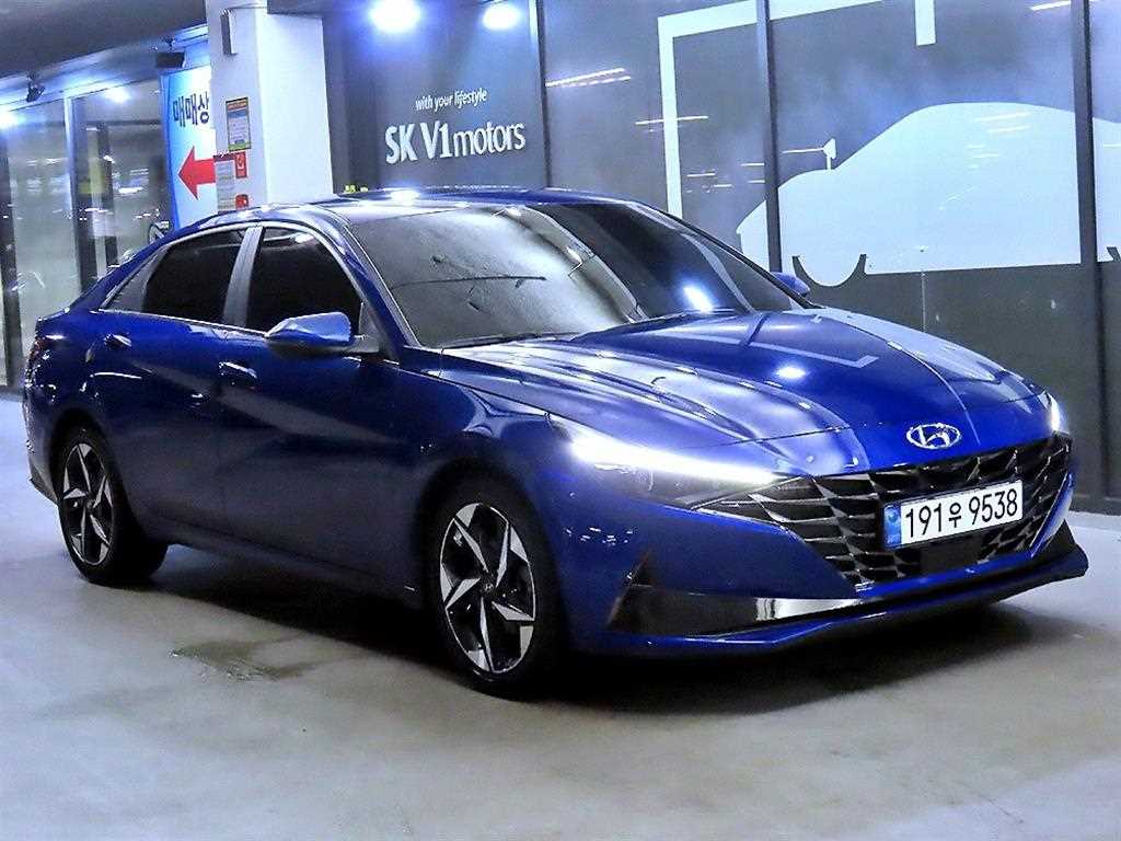 HYUNDAI Avante
