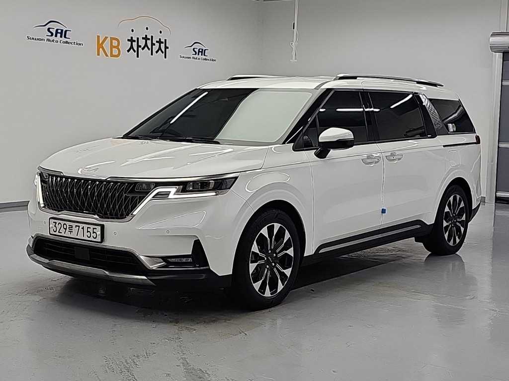 KIA Carnival 2022 — Zona Franca Iquique