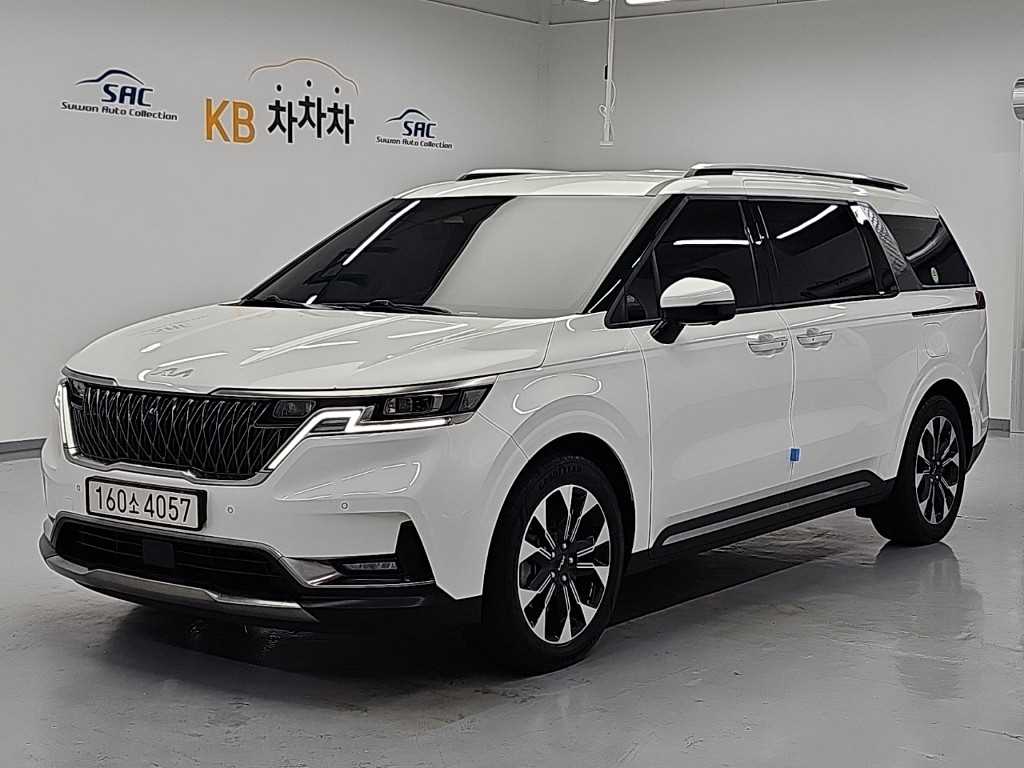 KIA Carnival 2022 — Zona Franca Iquique
