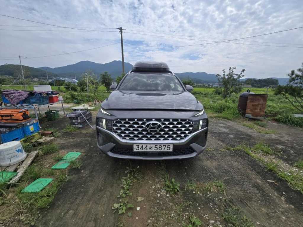 HYUNDAI Santa Fe 2021 — Zona Franca Iquique