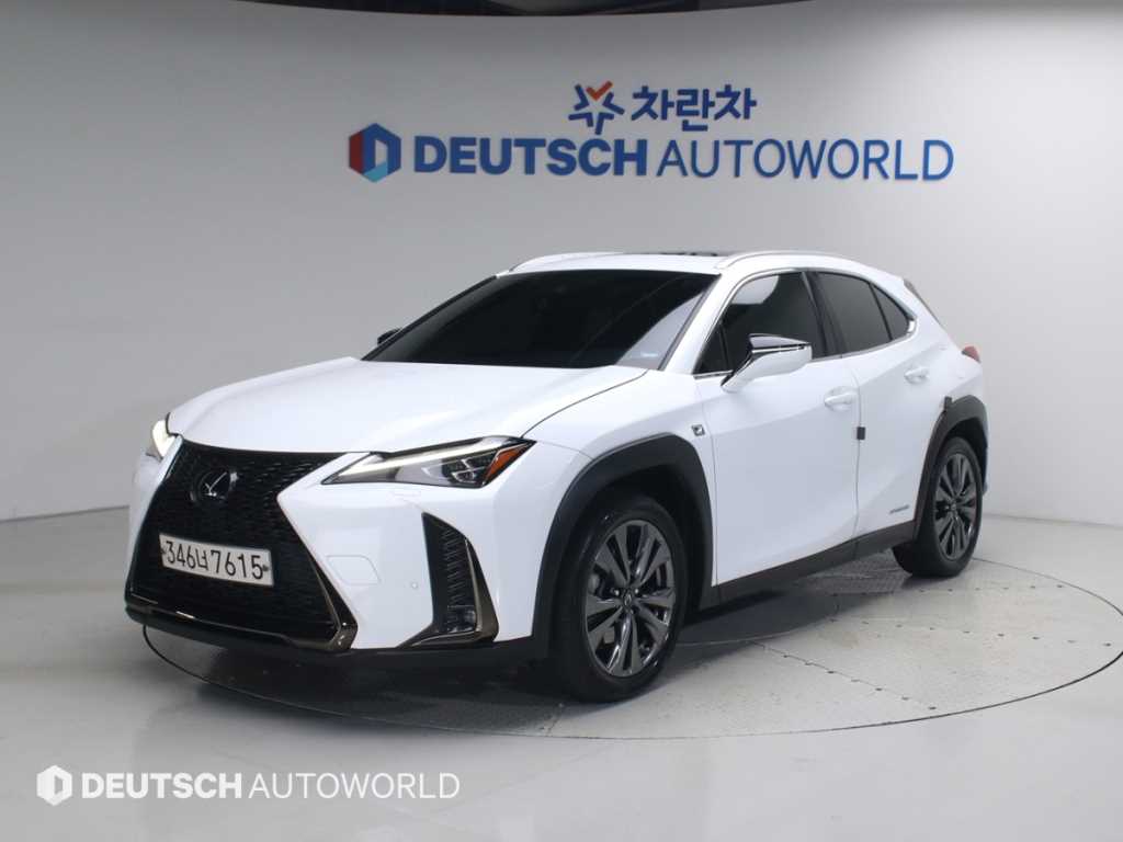 Lexus UX