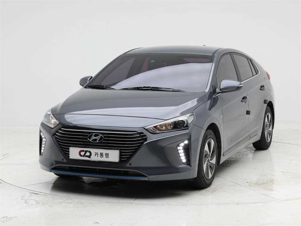 HYUNDAI Ioniq