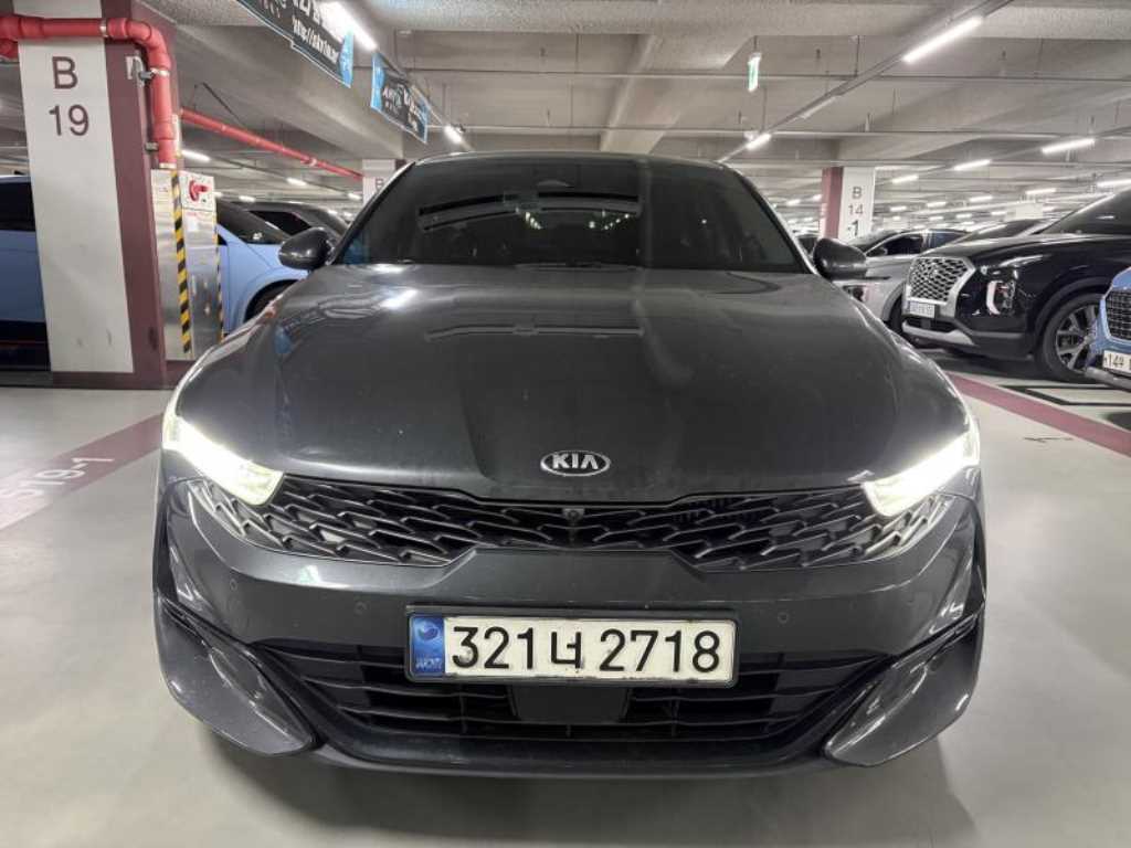KIA K5 2020 — Zona Franca Iquique