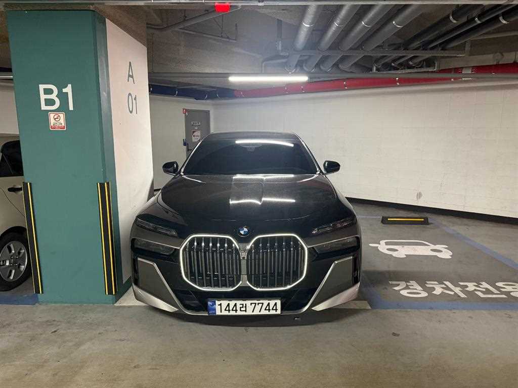 BMW 7 Series