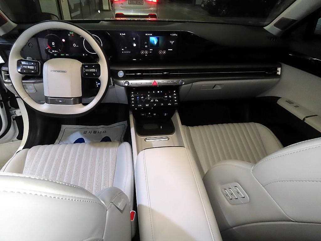 HYUNDAI Grandeur 2024 — Zona Franca Iquique