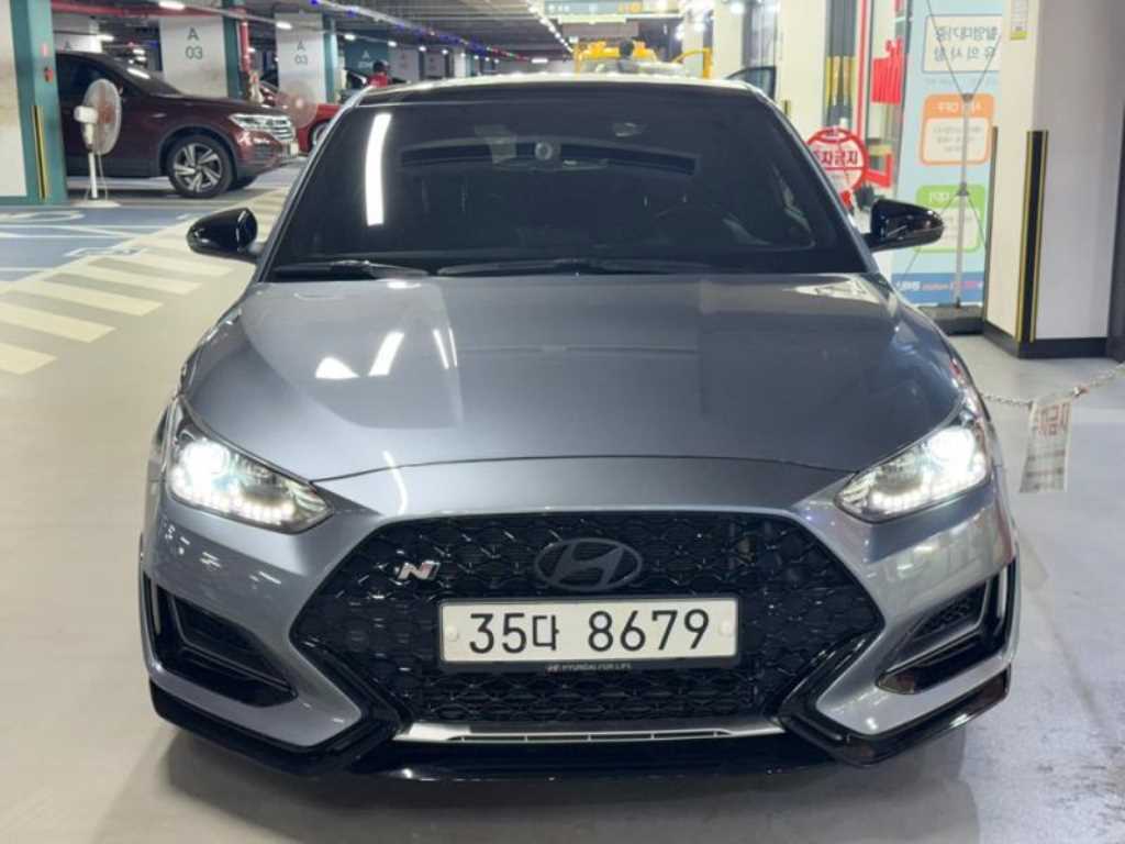 HYUNDAI Veloster