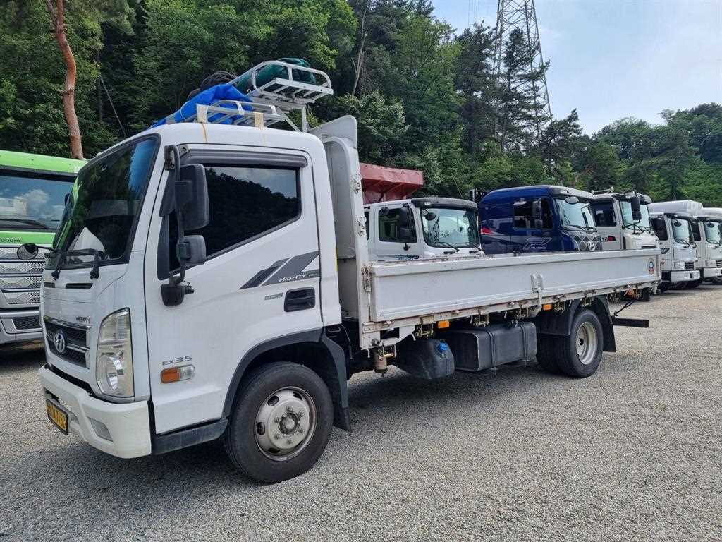 medium and large cargo Cargo
