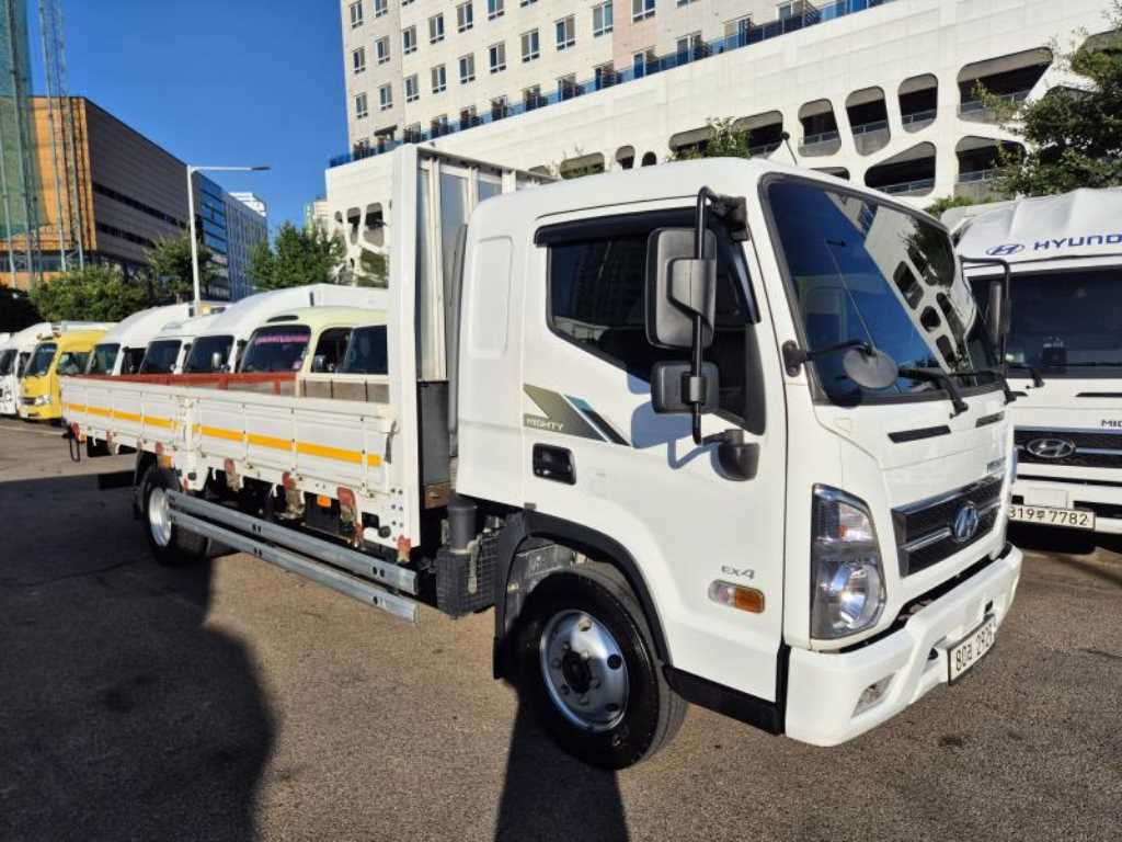 medium and large cargo Cargo
