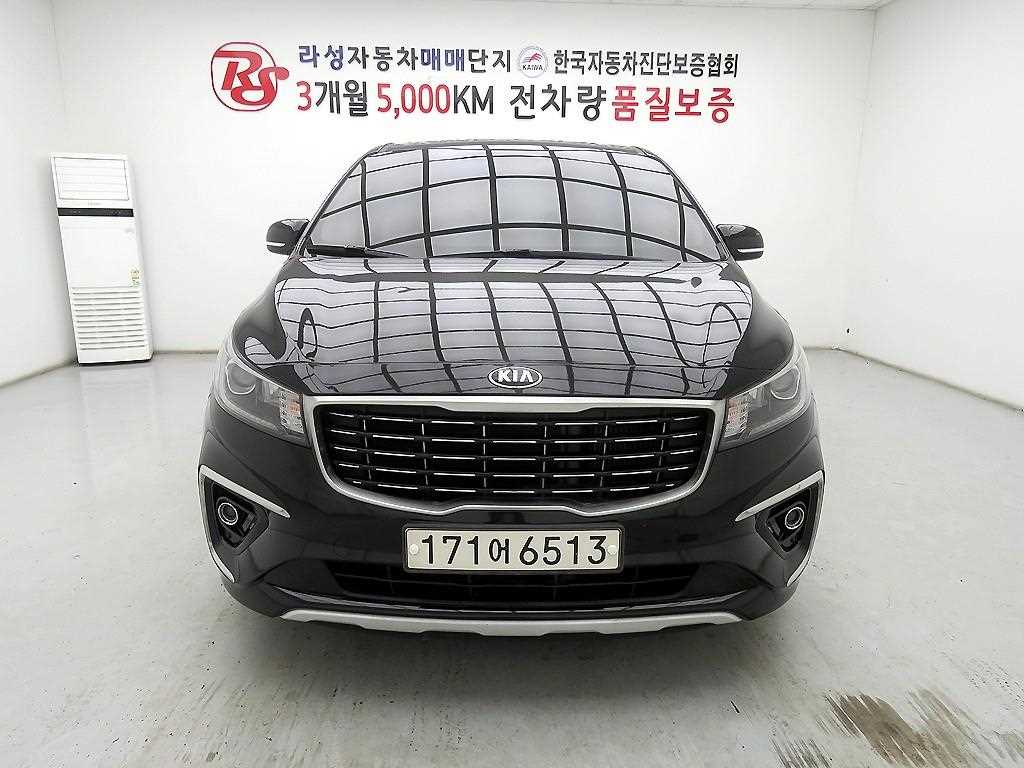 KIA Carnival 2018